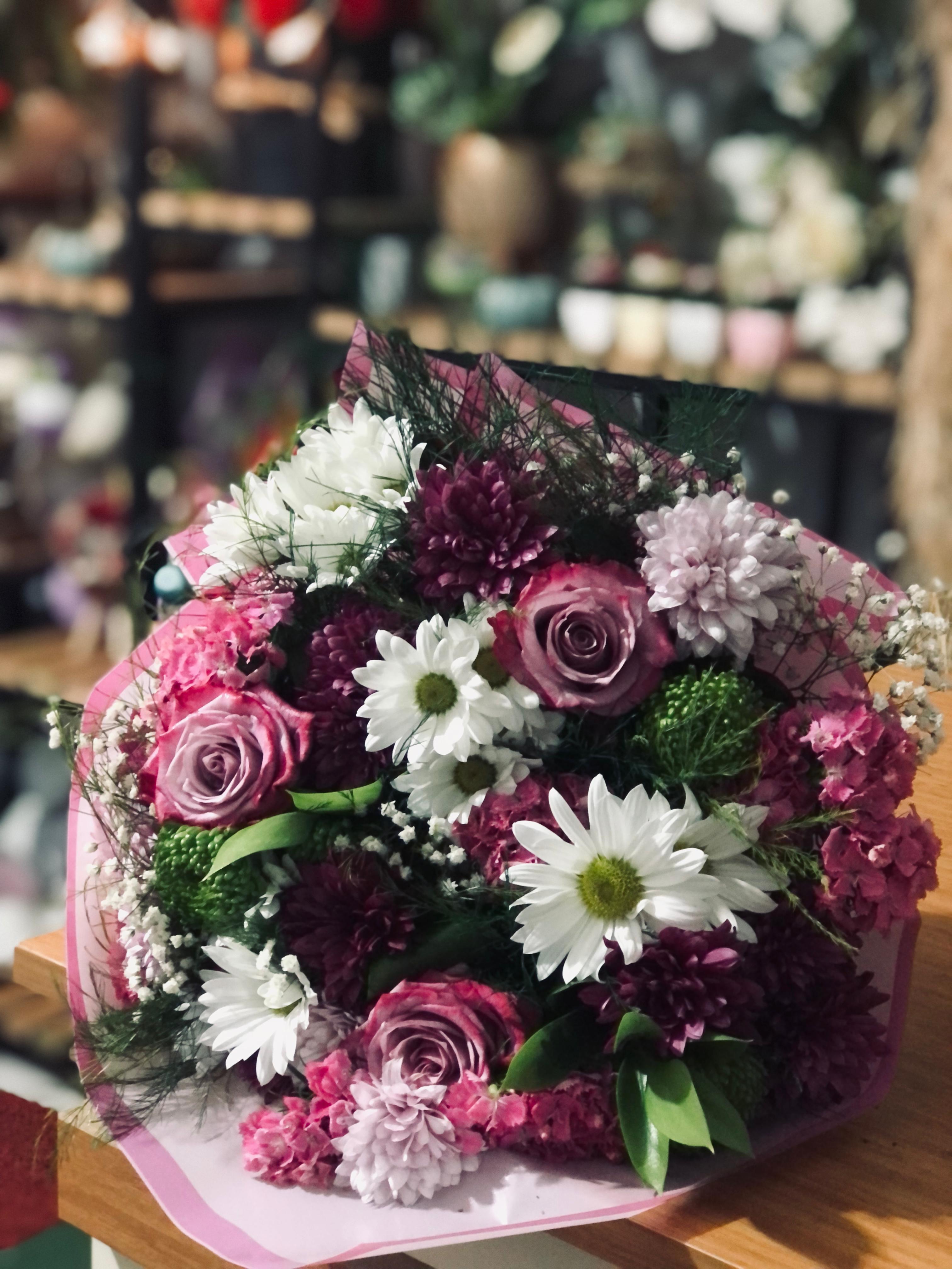 Pembe Güllü Karışık Buket